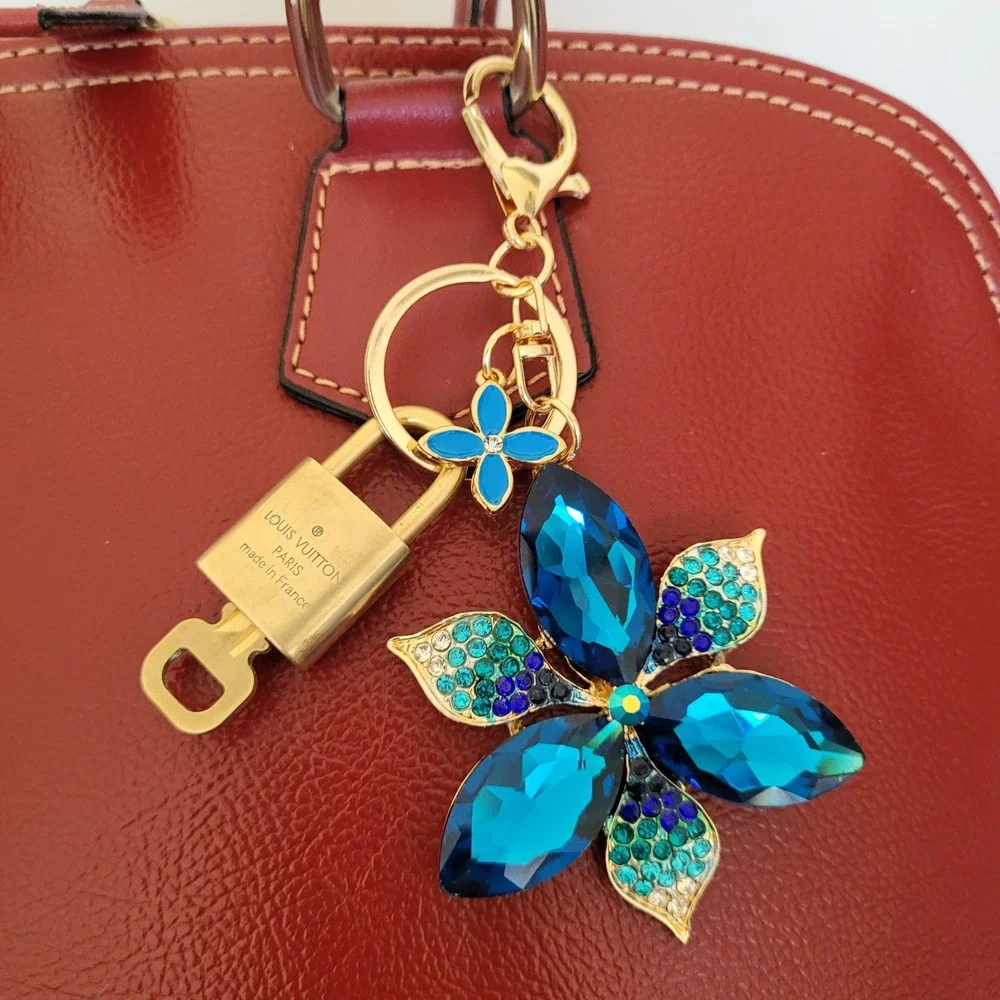Louis Vuitton Padlock Key Blue Crystal Flower Bag Charm Keychain Gold Tone Gift